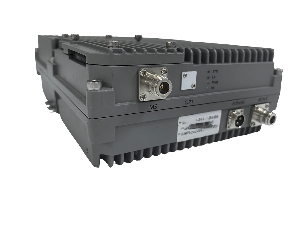  兰考三频手机信号接收器2000㎡